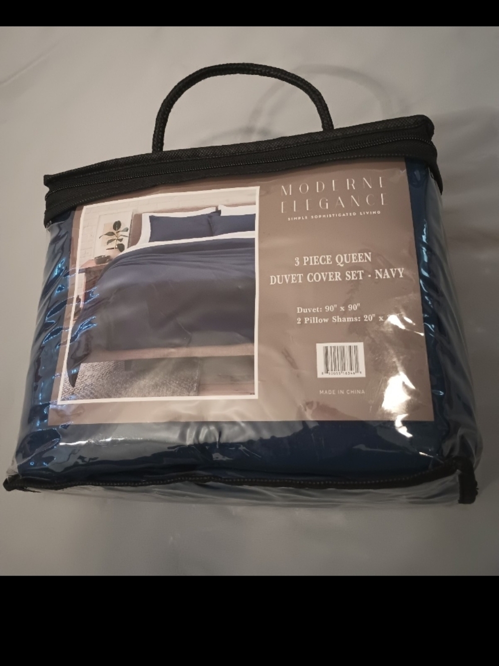 Modern Elegance Navy 3-Piece Queen Duvet Cover Set